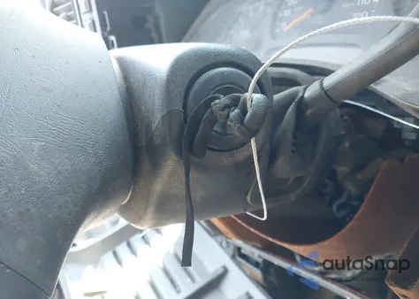 2004 Chevrolet Silverado 2500Hd Ls z USA, uszkodzony, nr VIN 1GCHK29U84E134486